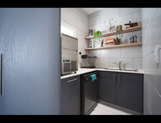 4 BEDROOM HOUSE FOR SALE IN SANDOWN